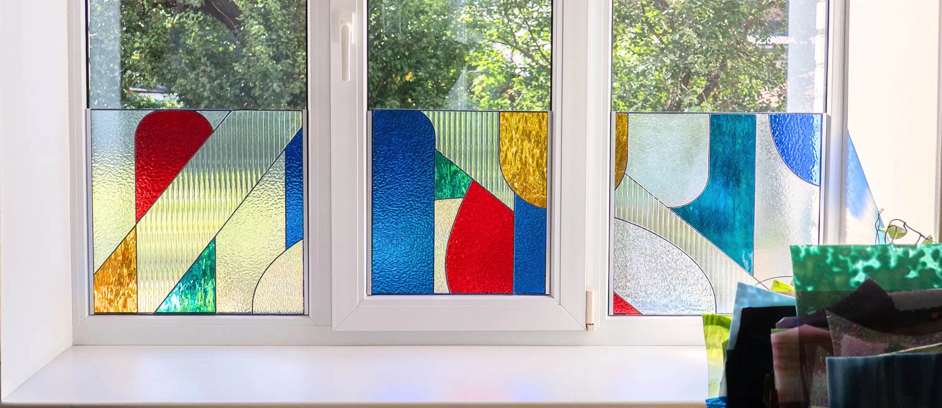 Stained glass portable panels for windows in modern style