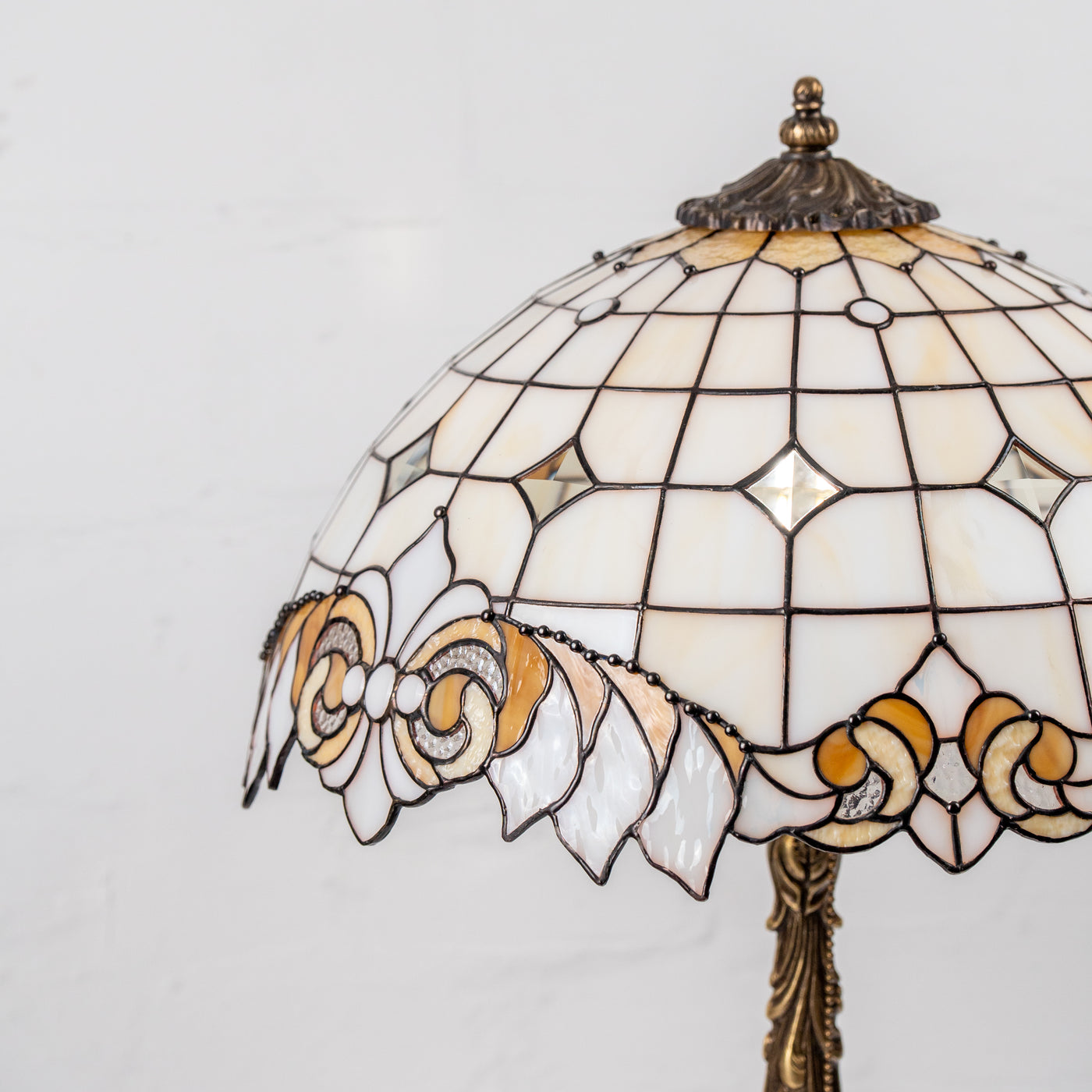 handmade glass tiffany lamp