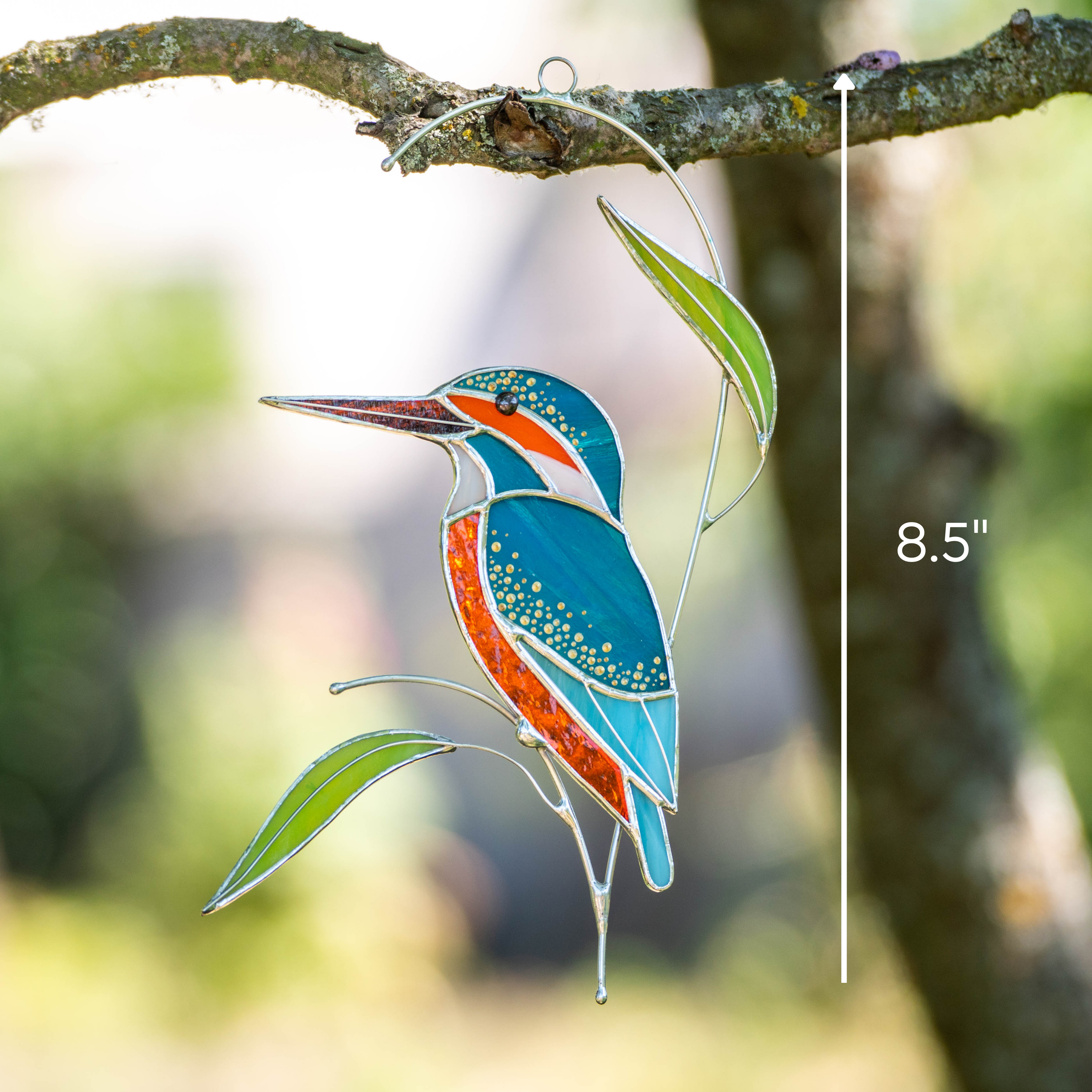 Measurement photo showing the kingfisher stained glass decor size at 8.5 inches.