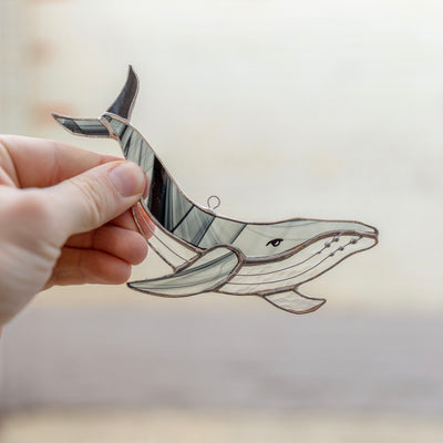 Stained glass black and grey whale suncatcher for window decoration