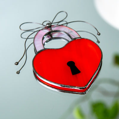 Zoomed stained glass heart key lock suncatcher 