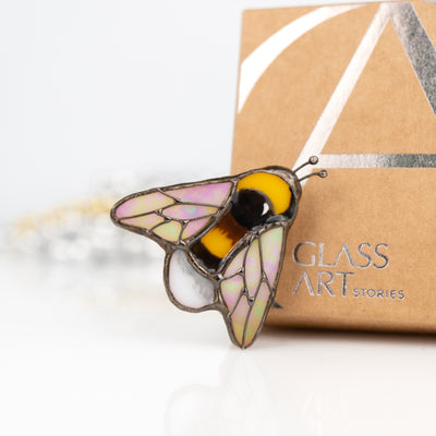Bumble bee with iridescent wings pin of stained glass