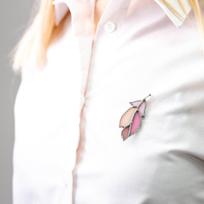 Pink stained glass feather brooch pin