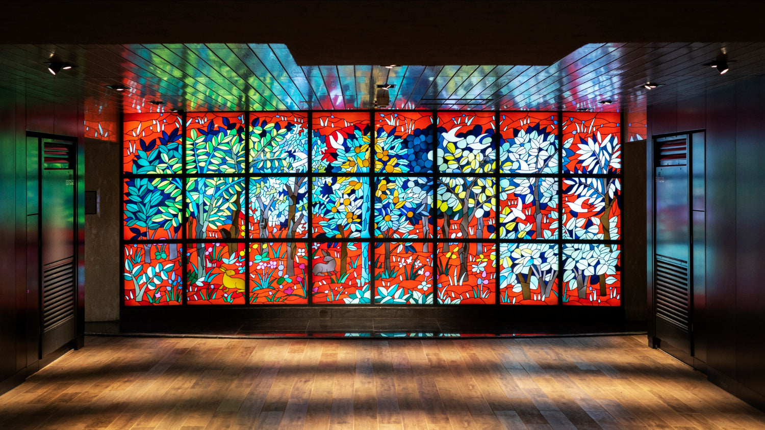 Stained Glass in Modern Architecture: A Contemporary Renaissance