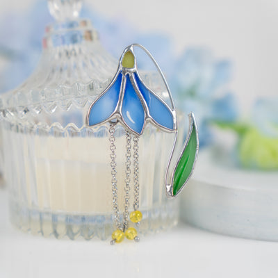 scilla pin made of modern stained glass