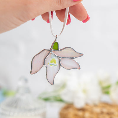 stained glass white flower jewelry 
