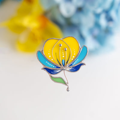 Stained glass Ukrainian flower brooch