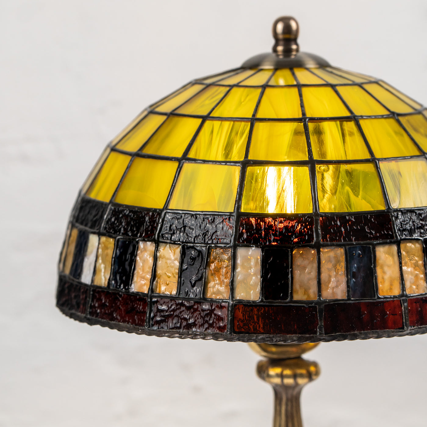handmade glass yellow tiffany lamp 