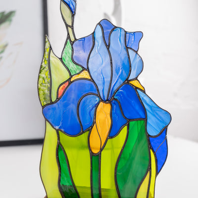 Zoomed stained glass iris flowers panel for table decor