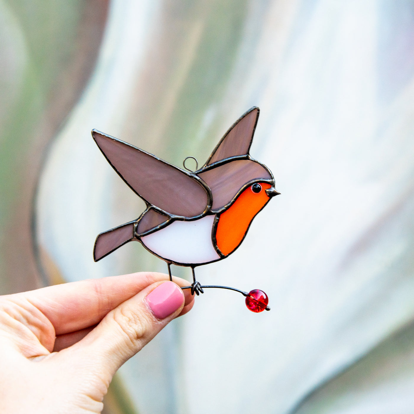Right-looking robin bird suncatcher for Christmas window decor