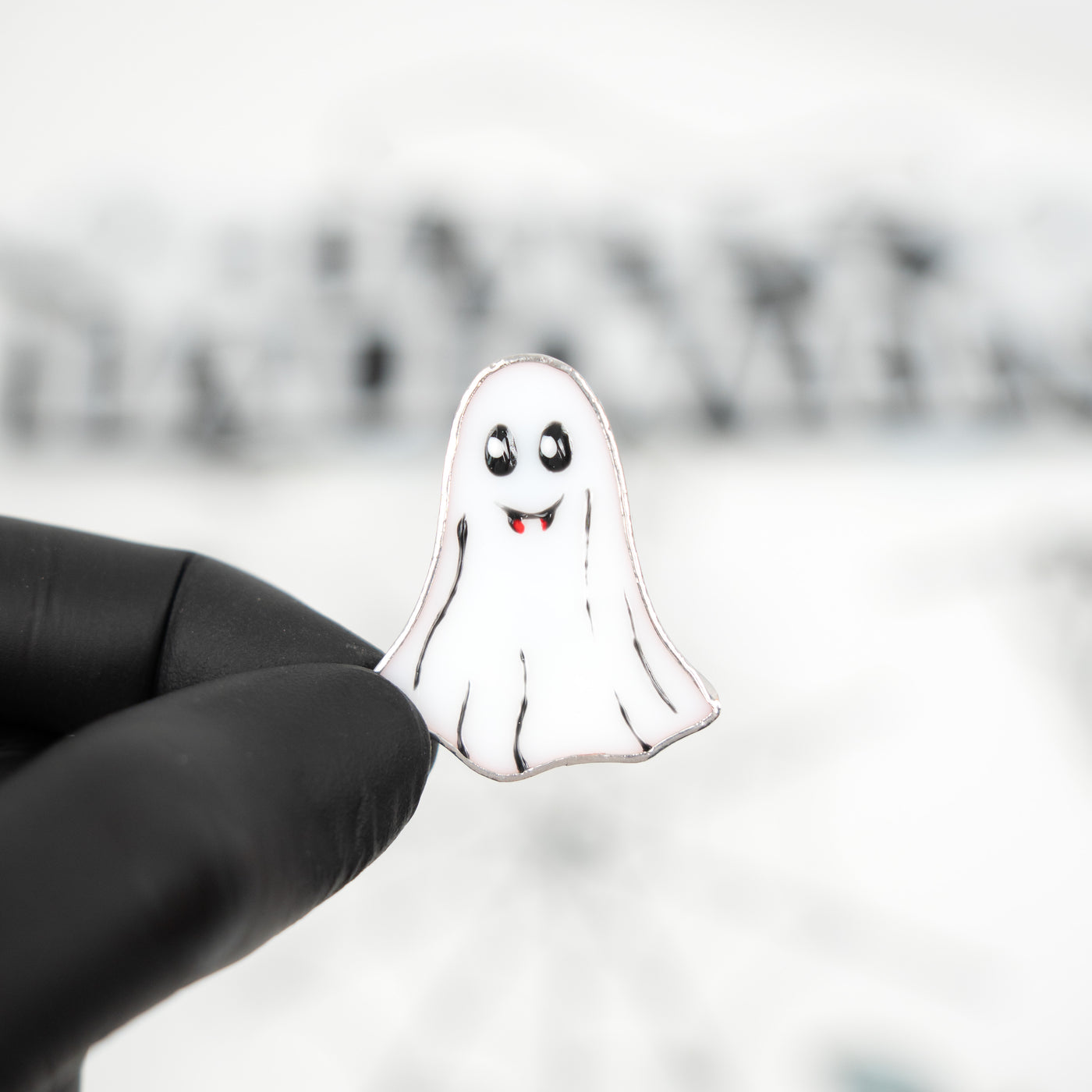 Halloween smiling ghost pin of stained glass 