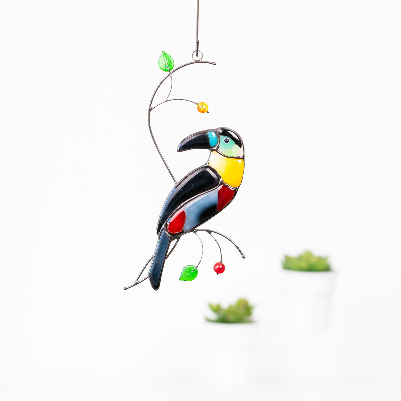  Fusing toucan with bluish head and yellow neck window hanging of stained glass