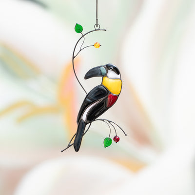 Zoomed stained glass toucan with yellow neck fusing suncatcher