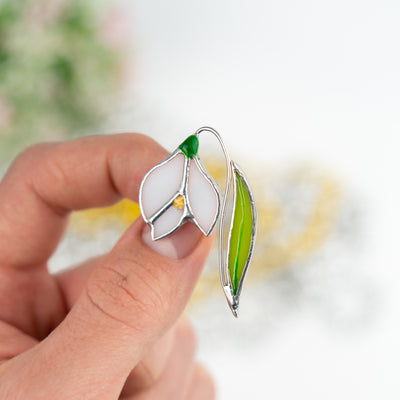 Zoomed stained glass snowdrop pin