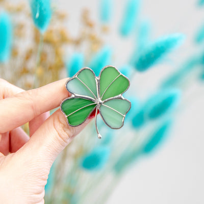 Stained glass 4-leaf clover brooch pin 