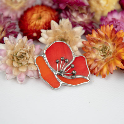 Red poppy pin of stained glass