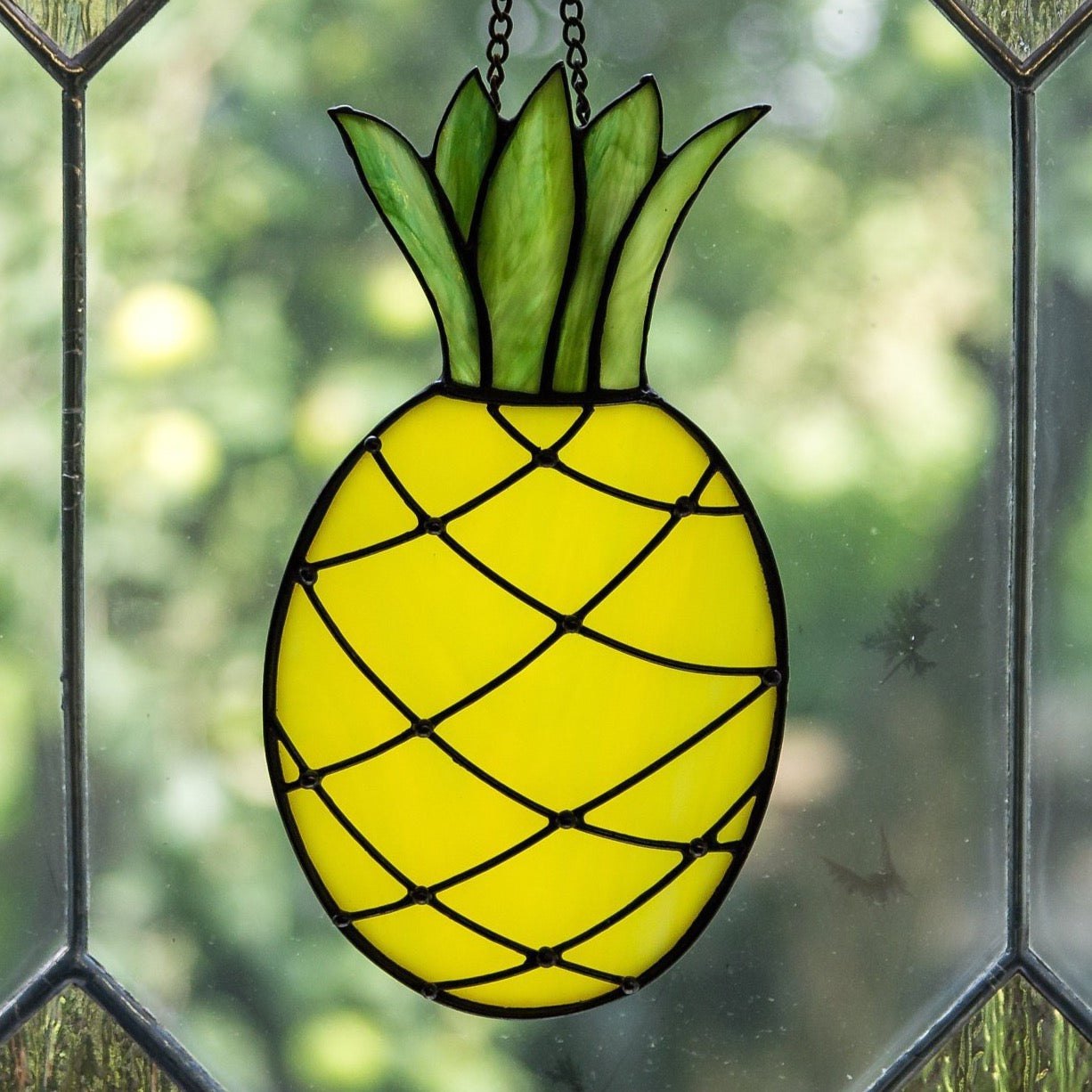 Stained glass pineapple suncatcher for kitchen decor