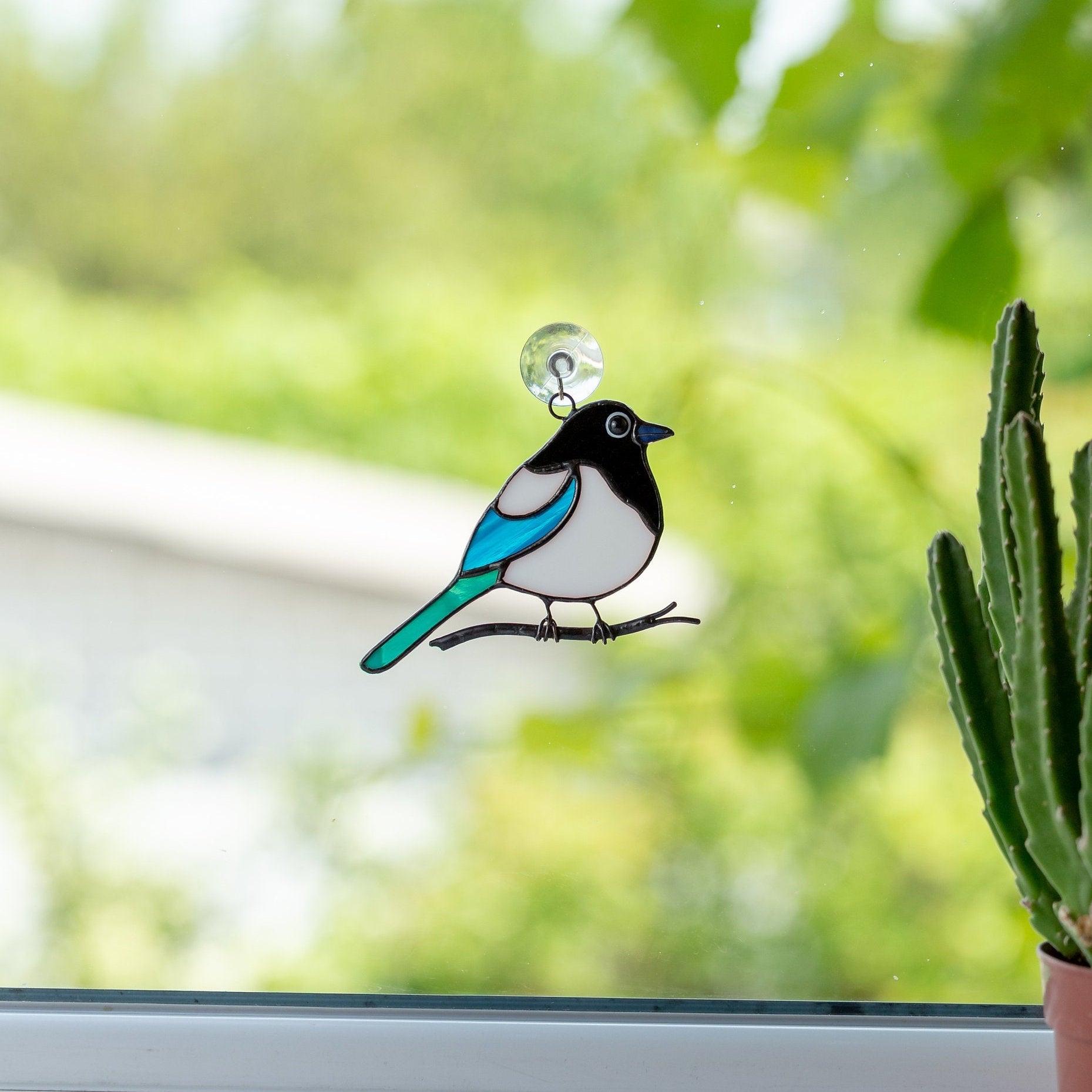 Magpie - Stained Glass Suncatcher