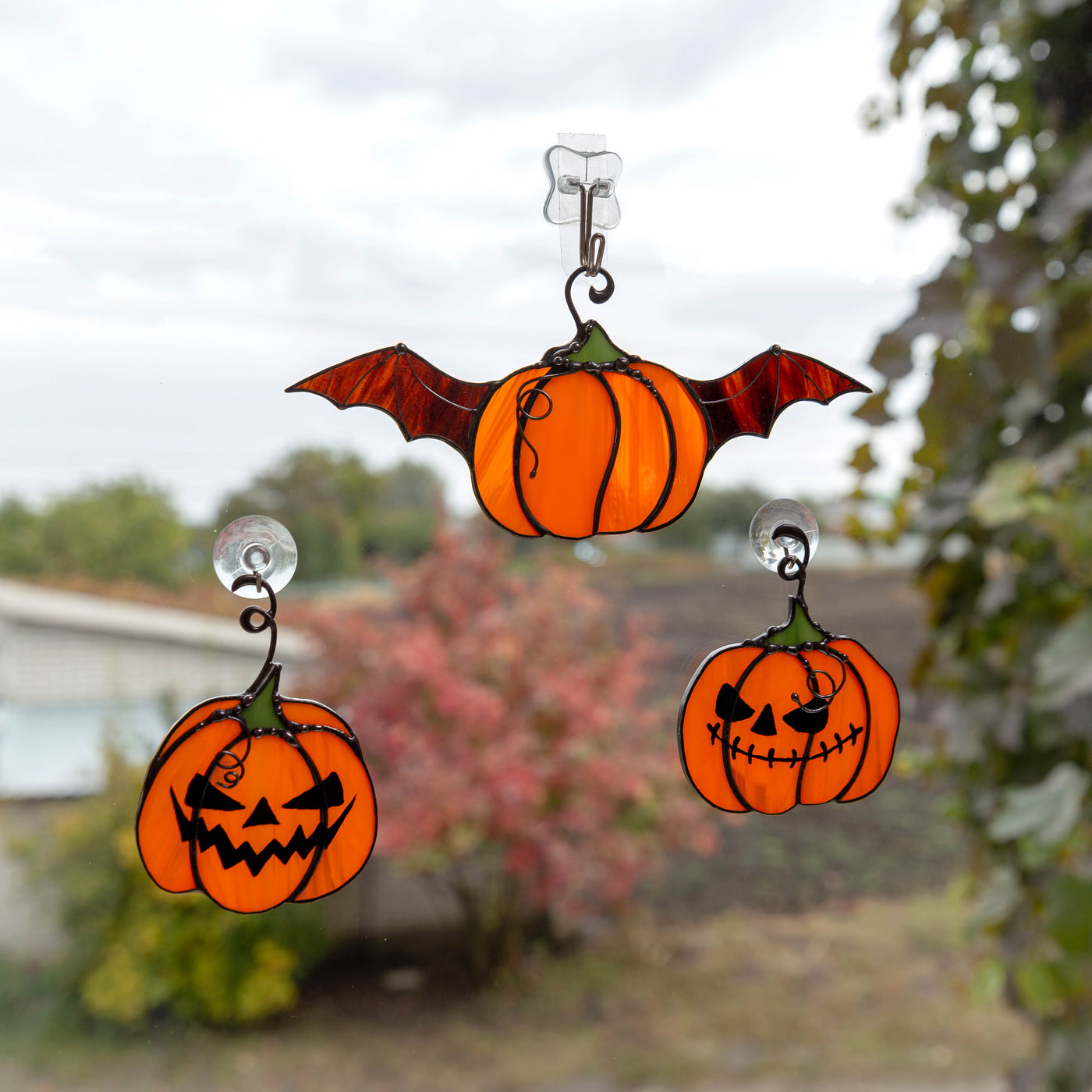 Halloween stained glass pumpkin set of 3 suncatchers creepy decoration